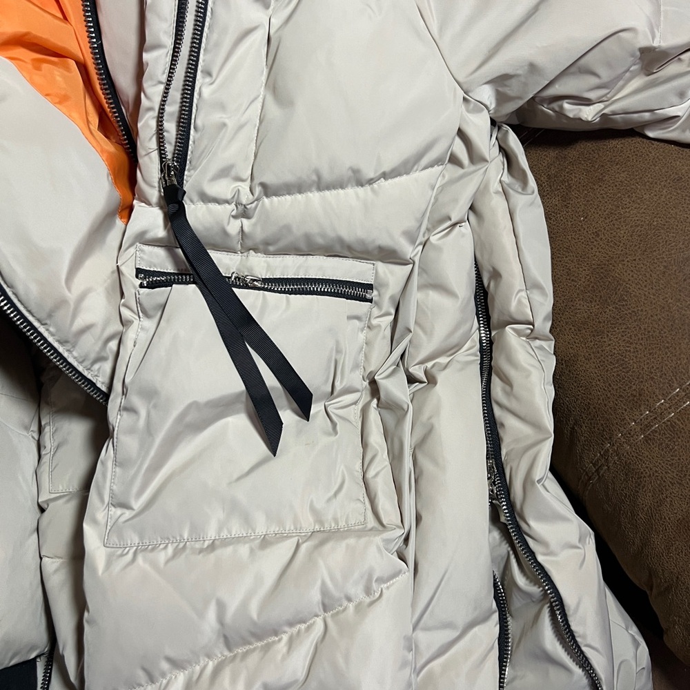 Ladies Duck Down Orolay - image 2